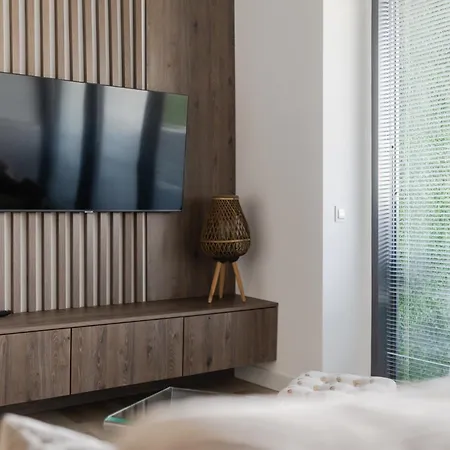 Apartment Hanza Tower No 428 - Swimming Pool, Jacuzzi, Balcony, Viewing Terrace