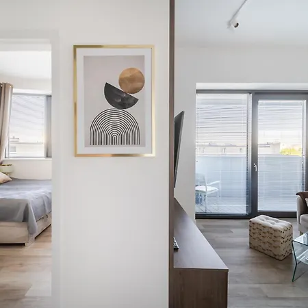 Hanza Tower No 428 - Swimming Pool, Jacuzzi, Balcony, Viewing Terrace Apartment Szczecin