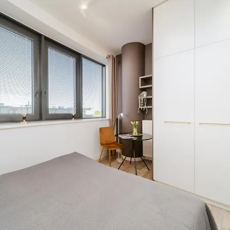 Hanza Tower No 428 - Swimming Pool, Jacuzzi, Balcony, Viewing Terrace * Szczecin