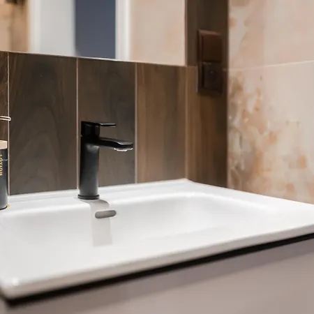 Διαμέρισμα Ans Hanza Tower No 428 - Swimming Pool, Sauna, Jacuzzi, Viewing Terrace