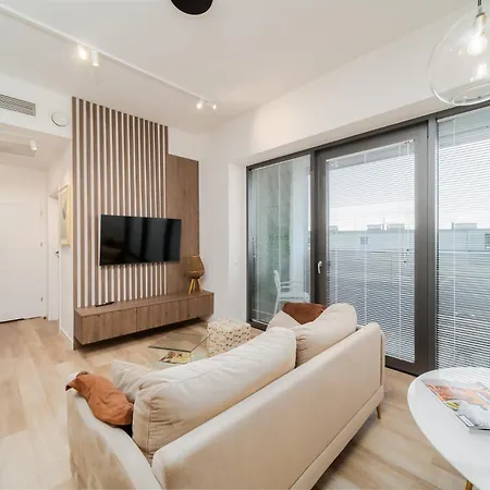 Hanza Tower No 428 - Swimming Pool, Jacuzzi, Balcony, Viewing Terrace * Szczecin