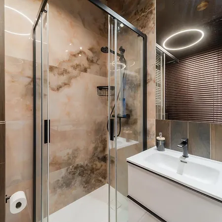 Hanza Tower No 428 - Swimming Pool, Jacuzzi, Balcony, Viewing Terrace Szczecin