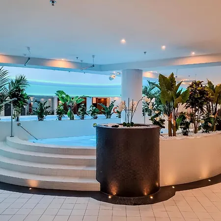 Hanza Tower No 428 - Swimming Pool, Jacuzzi, Balcony, Viewing Terrace Apartment Szczecin